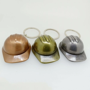 Llavero Metalico en forma de Casco, 55 x 41 x 22 mm