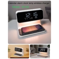 Reloj con Alarma + Cargador Inalambrico + Lampara de Nochero, en ABS