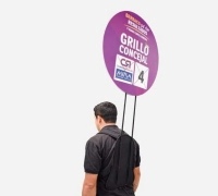 Pop Man Publicitario Bulet, con aviso Redondo Doble Cara, de 60 x 60 cmts