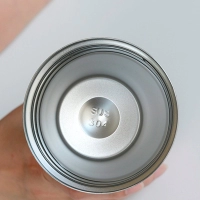 Mug Manila, 400 ml, en acero inox doble capa, grip en silicona, 14.5 x 7 cm