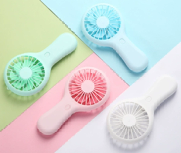 Mini Abanico Plastico, 17 x 8.7 x 2.7 cmts, recargable, 300 mAh,