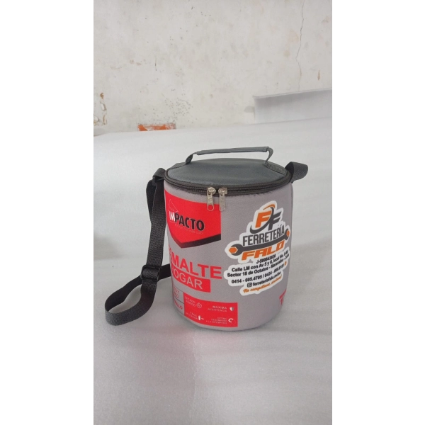 Lonchera Circular America, 18 cmts diametro x 23 cmts alto, forro y espuma