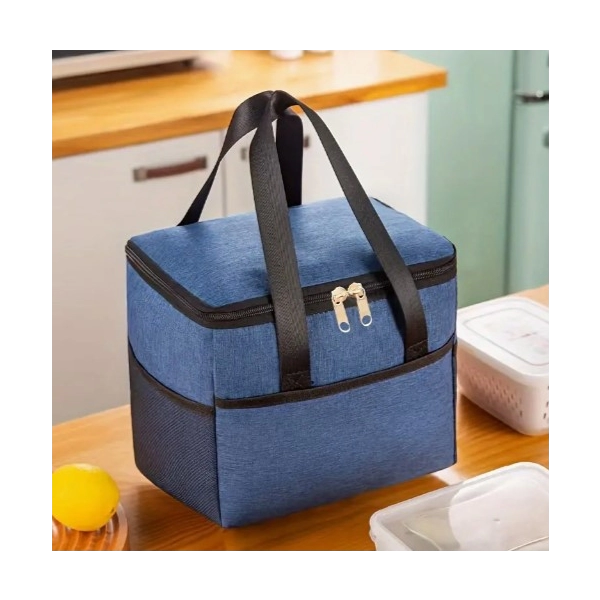 Lonchera Bucarest, con doble bolsillo exterior, 22 x 22 x 15 cmts