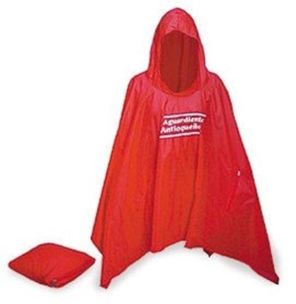 Capa Gales, Recogible, con capucha, 1.60 x 1.50 mts, con estuche para guardarla