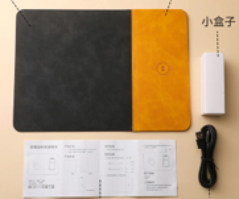 Mouse Pad con Cargador Inalambrico 15W, en cuerina, de 30.5 x 22 cmts