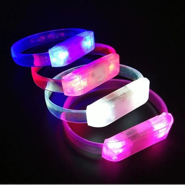 Manilla o Brazalete LED elaborado en ABS, sin Control de Voz