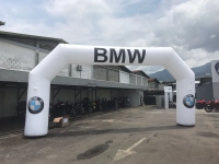 Dummy Inflable en forma de Arco