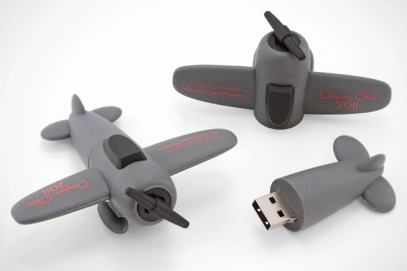 Memoria USB en PVC 3D diseño Avioneta