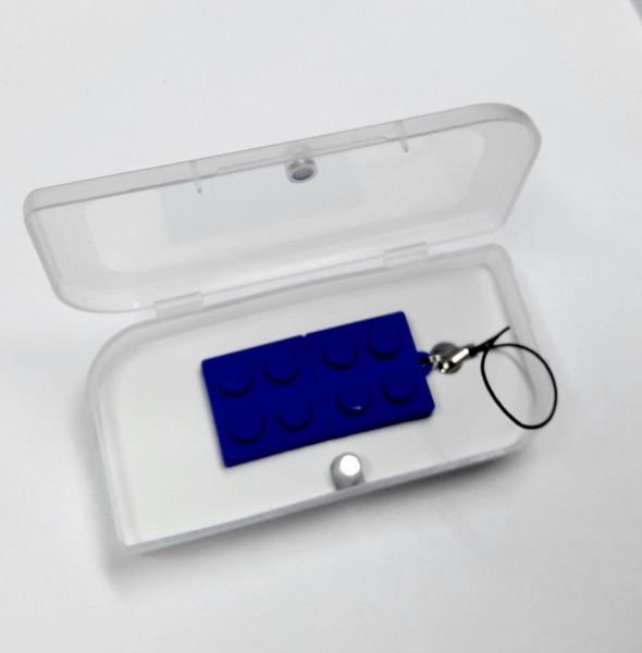 Caja Plastica para USB con espuma troquelada