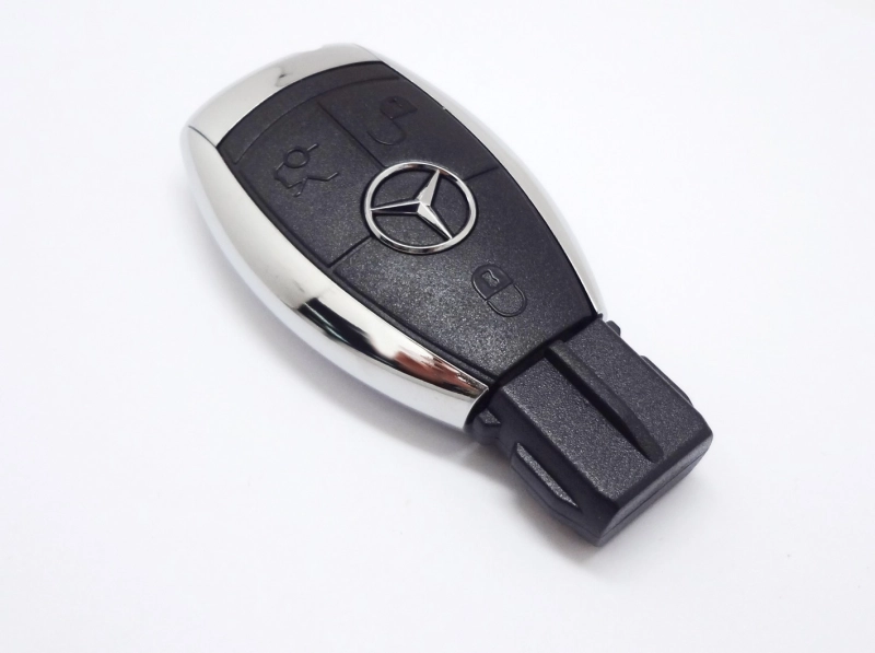 Memoria USB en PVC 2D diseño Llave de Carro