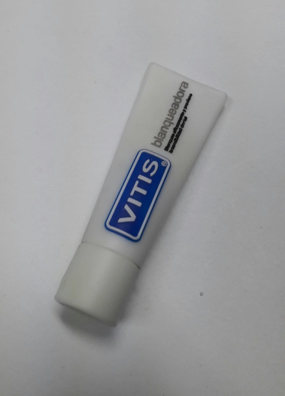 Memoria USB PVC 3D diseño Crema