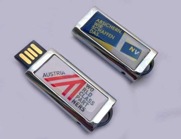 Memoria USB metalica con Domo
