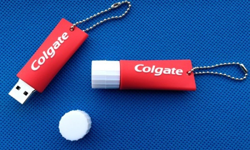 Memoria USB en PVC 2D diseño Crema Dental