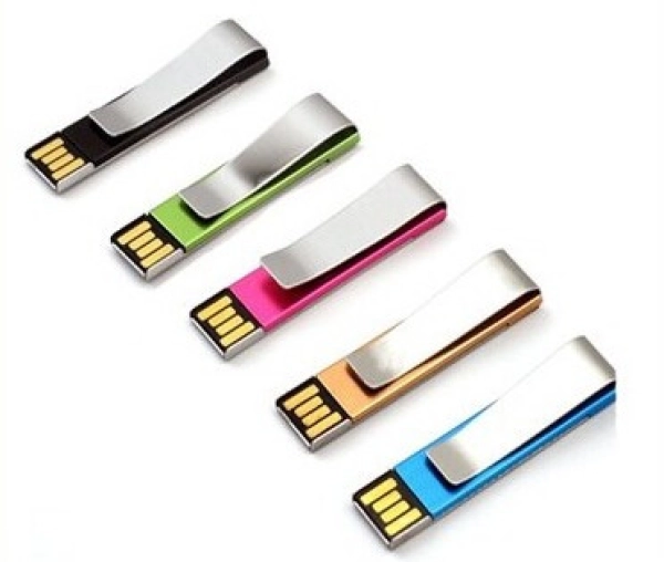 Memoria USB metalica en forma de Clip