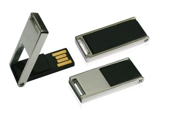 Memoria USB mini en metal y plastico
