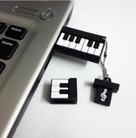 Memoria USB PVC 3D forma de Piano