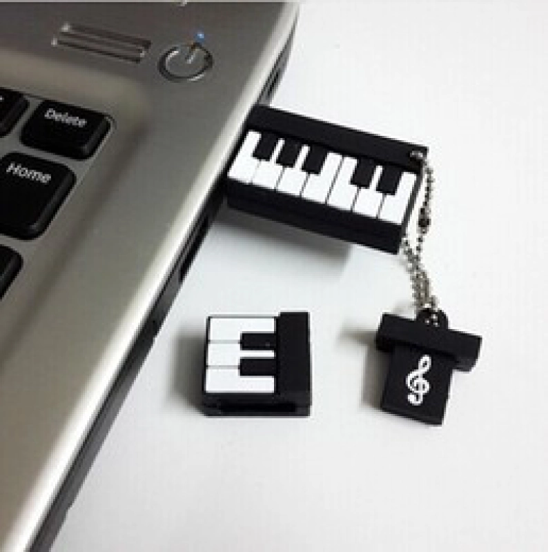 Memoria USB PVC 3D forma de Piano