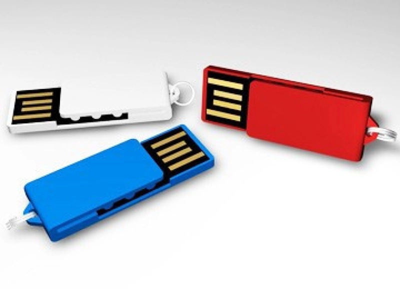 Memoria USB plastica en forma de Clip