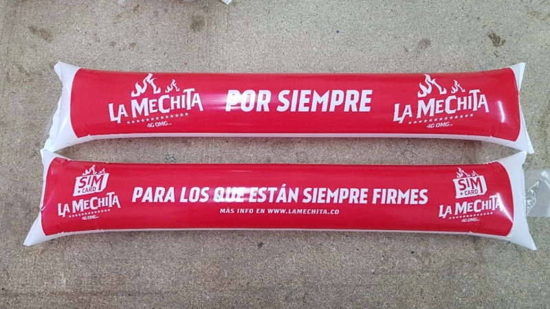 Golpeador en Polietileno calibre 2.5, color blanco, de 11 cm de ancho x 54 cmts de largo