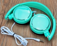 Audifonos con Cable Conector y Microfono