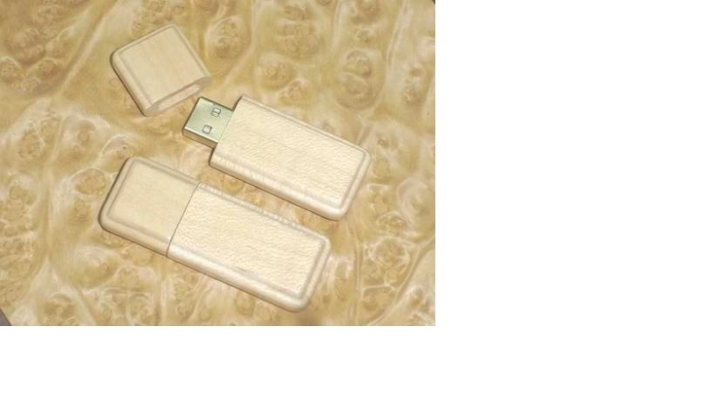 Memoria USB rectangular en madera
