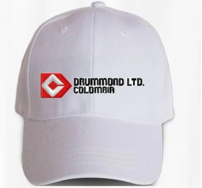 Gorra Benfica, en tela drill con boton forrado y 6 costuras en la visera