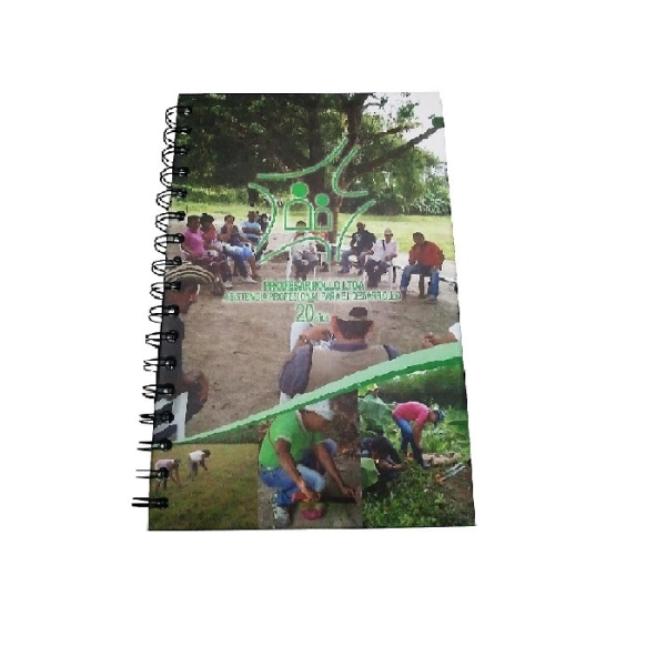 Cuaderno Argollado Pasta Dura tamaño 22 x 14 cmts