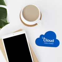 Nube Antistress, en PU, 8.2 x 5.7 x 0.6 cmts