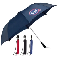 Paraguas Samurai de 27”, mango espumado y funda para cargar.