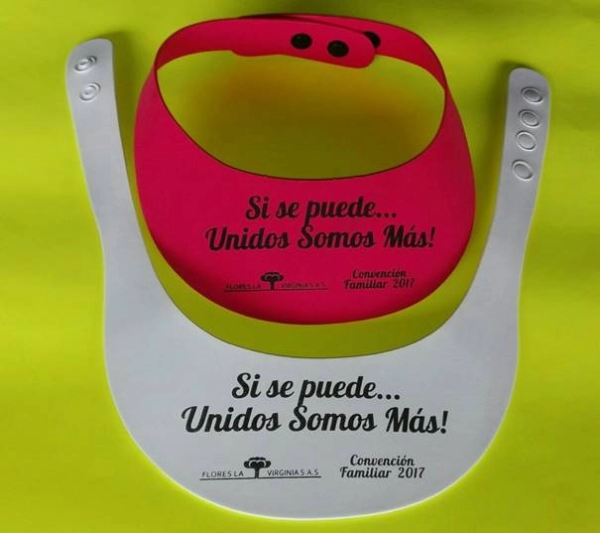 Visera Formosa elaborada en material Fomi, con medidas 26 x 30 cmts