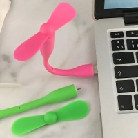 Ventilador Vento, siliconado, con 2 aspas flexibles. De 8.9 x 13 x 2.1 cmts.